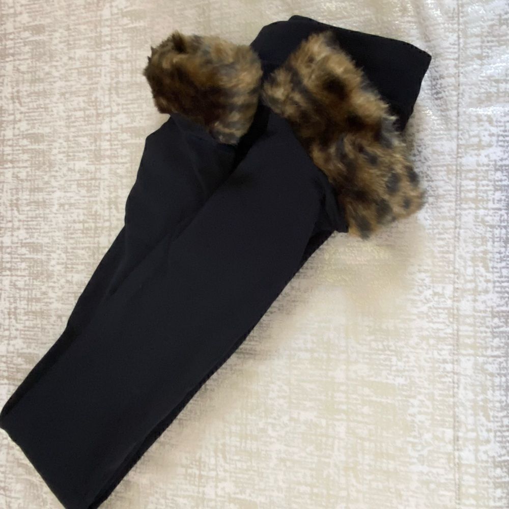 BLACK ANKLE TIGHTS w/leopard faux fur ankles. Halloween or winter wear. NWT